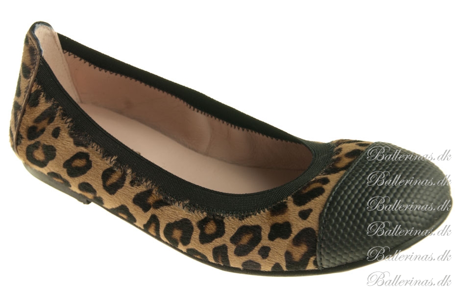 pretty ballerinas animal print